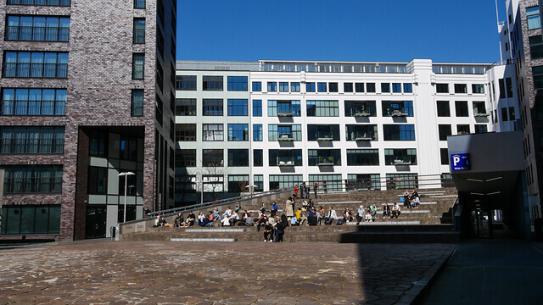 Foto van gebouwen in Eindhoven, klik voor een vergroting