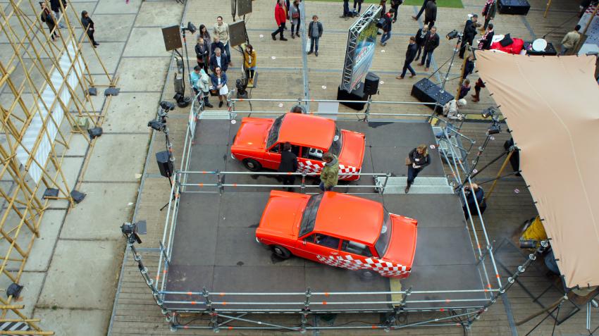 twee Dafjes geparkeerd tijdens DDW