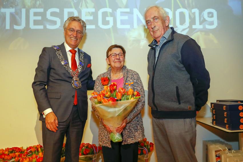 mevrouw Thea Reker-Landskroon
