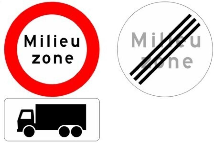 Het bord milieuzone is rond met rode rand en daaronder een vrachtwagen