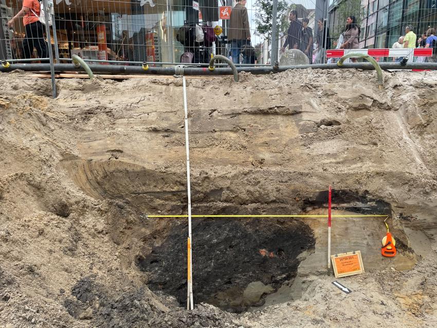 Foto van werkzaamheden op plek op hoek Marktstraat-Demer 
