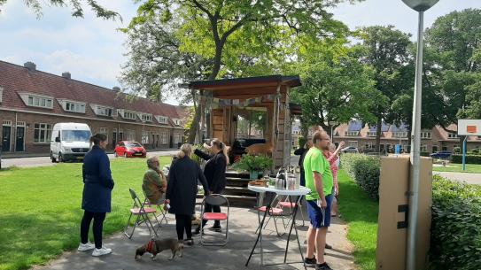 Foto bijeenkomst Groenplan Gelderlandplein, klik voor een vergroting