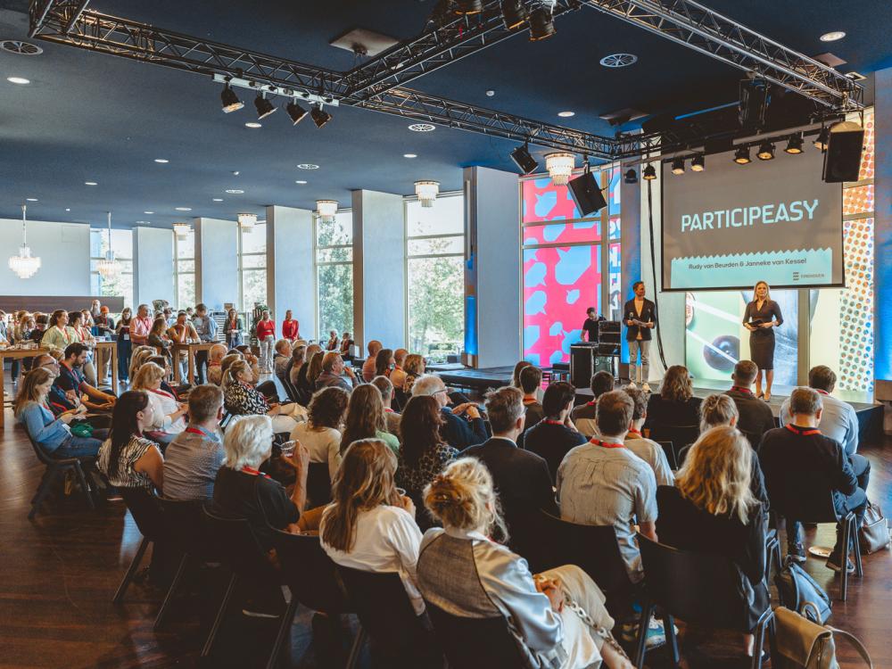 Publiek wordt welkom geheten bij ParticipEASY 2024.
