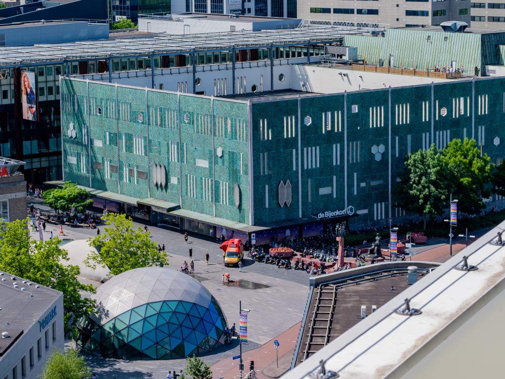 Deze afbeelding geeft een deel van de binnenstad weer