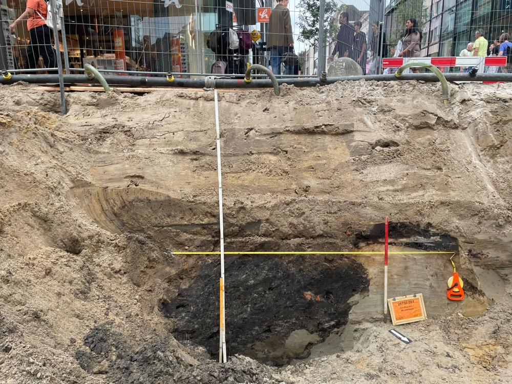 Foto van werkzaamheden op plek op hoek Marktstraat-Demer 
